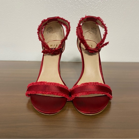 Red Heels - Picture 3 of 9